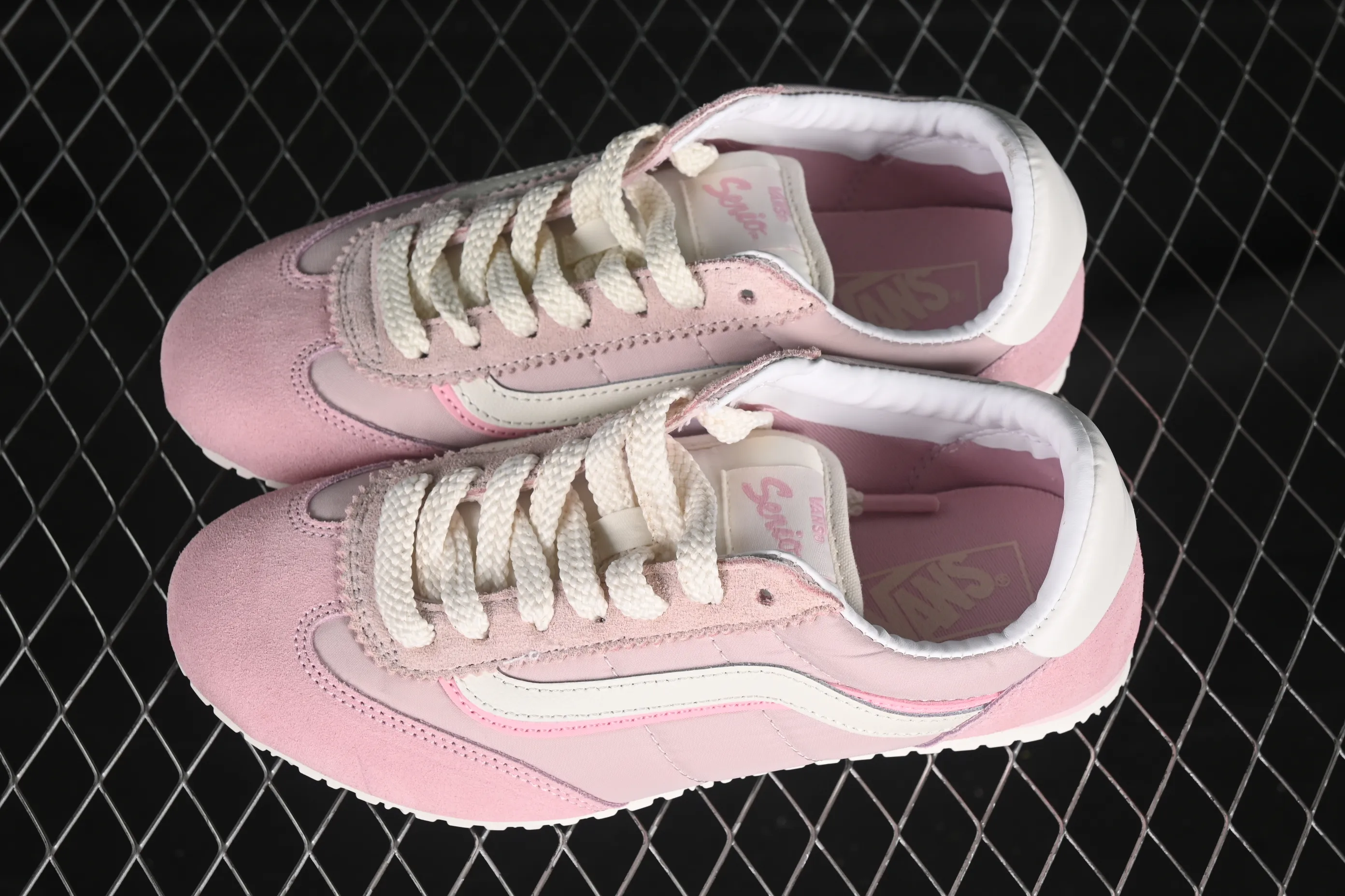 All categories Vans Vans series Vans Low Vans low-top Vans Super Lowpro Vans retro fashion comfortable versatile casual sneakers VN000CS0PRM